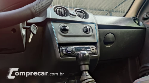 CELTA 1.0 MPFI Life 8V