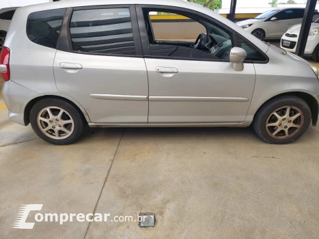 Honda FIT 1.5 EX 16V 4 portas