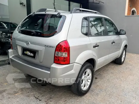 TUCSON 2.0 MPFI GL 16V 142CV 2WD GASOLINA 4P MANUAL