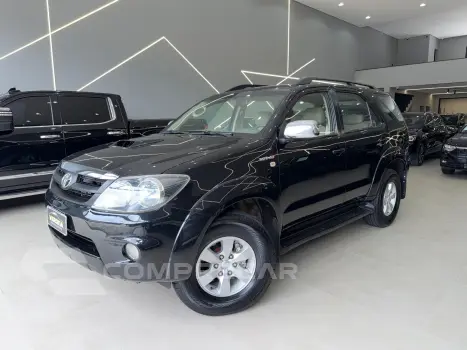 Toyota Hilux SW4 SRV 3.0 4 portas