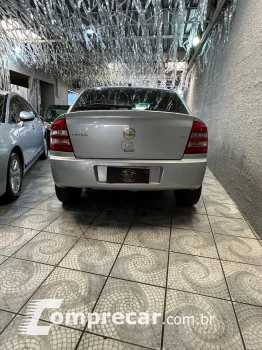 ASTRA 2.0 MPFI Advantage 8V