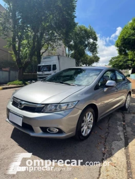 Honda Civic LXS 4 portas