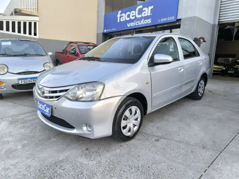 Toyota ETIOS X Sedan 1.5 Flex 16V 4p Mec. 4 portas
