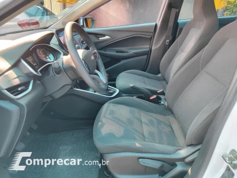 ONIX SEDAN Plus LT 1.0 12V Flex 4p Mec.