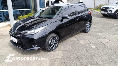 Toyota YARIS 1.5 16V FLEX XLS MULTIDRIVE 4 portas