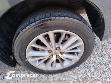 COROLLA - 1.8 GLI 16V 4P AUTOMÁTICO