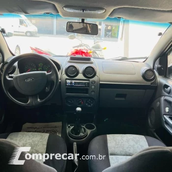 FIESTA 1.6 Rocam Sedan 8V
