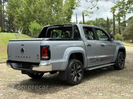 AMAROK 3.0 V6 TDI DIESEL BARRETOS 70 ANOS CD 4MOTION AUTOMÁT