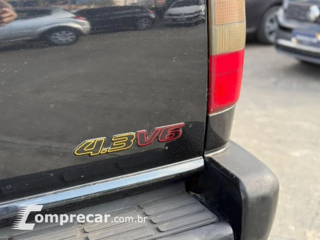 BLAZER 4.3 SFI DLX EXECUTIVE