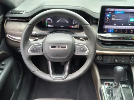 COMMANDER 1.3 T270 Turbo Overland