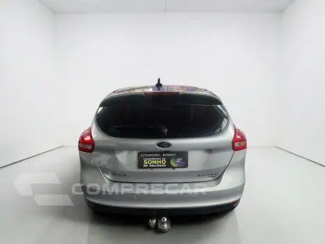 FOCUS 2.0 TITANIUM PLUS SEDAN 16V