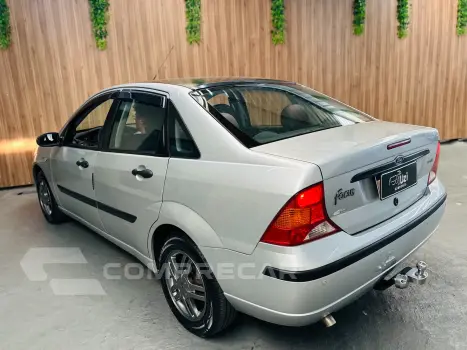 FOCUS 1.6 GLX Sedan 16V