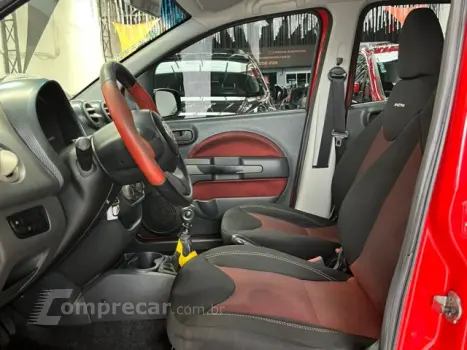 UNO - 1.4 SPORTING 8V 4P MANUAL