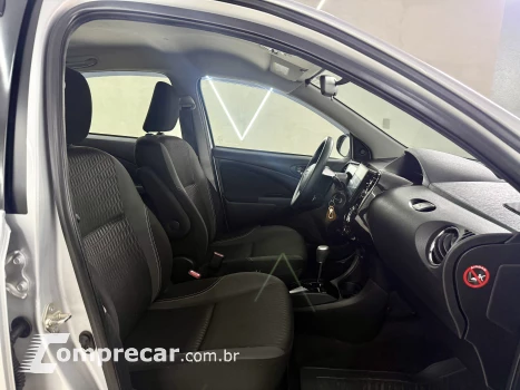 ETIOS 1.5 X Plus Sedan 16V