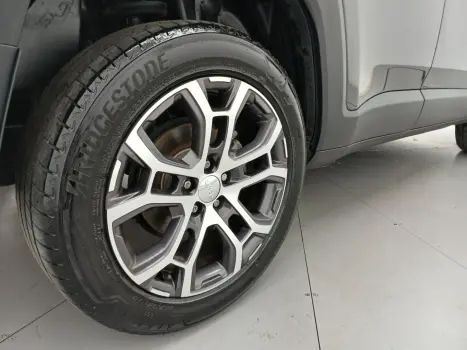 RENEGADE 1.3 T270 TURBO FLEX LONGITUDE AT6