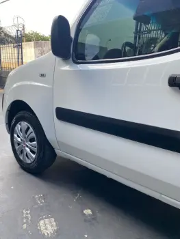 Doblo 1.8 16V 4P FLEX ESSENCE 7 LUGARES