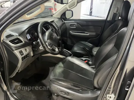 L200 TRITON 2.4 16V Turbo Outdoor Hpe-s CD 4X4