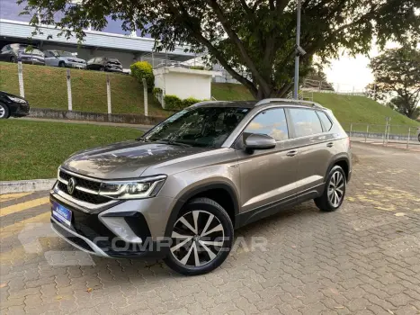 Volkswagen TAOS 1.4 250 TSI TOTAL FLEX HIGHLINE AUTOMÁTICO 4 portas