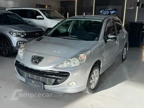 PEUGEOT 207 1.4 XR 8V FLEX 4P MANUAL 4 portas