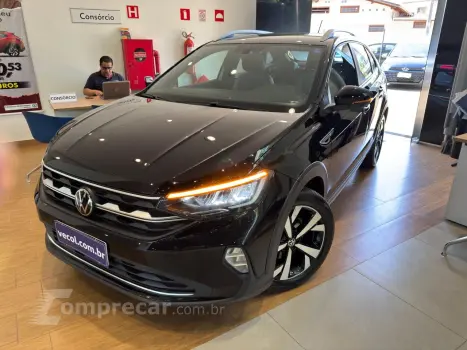 Volkswagen Nivus 1.0 4P FLEX 200 TSI HIGHLINE AUTOMÁTICO 4 portas