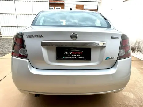 Sentra S 2.0