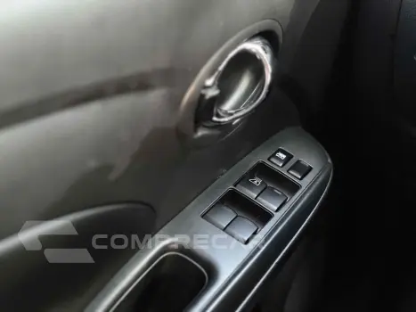 VERSA 1.6 16V FLEX UNIQUE 4P XTRONIC