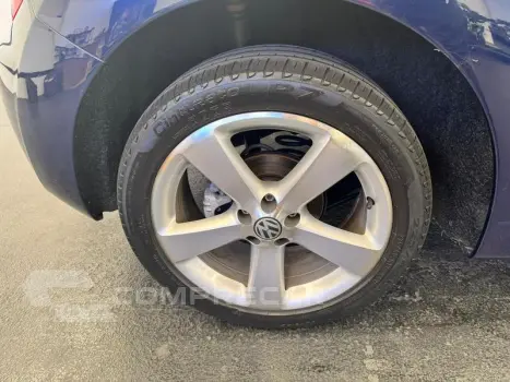 NEW BEETLE 2.0 MI 8V AUT.