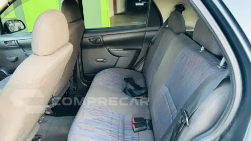 CELTA 1.0 MPFI Life 8V