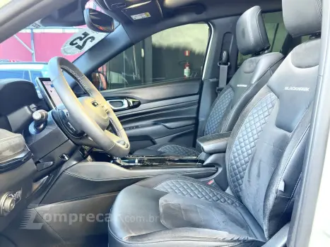 COMMANDER 2.0 HURRICANE 4 TURBO GASOLINA BLACKHAWK AT9