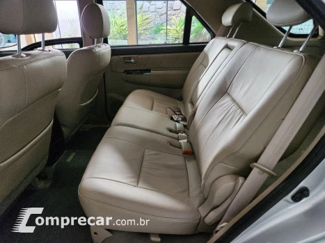 Hilux SW4 3.0 16V 4P SRV 4X4 TURBO DIESEL AUTOMÁTICO