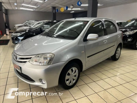 Toyota ETIOS 1.3 XS 16V 4 portas