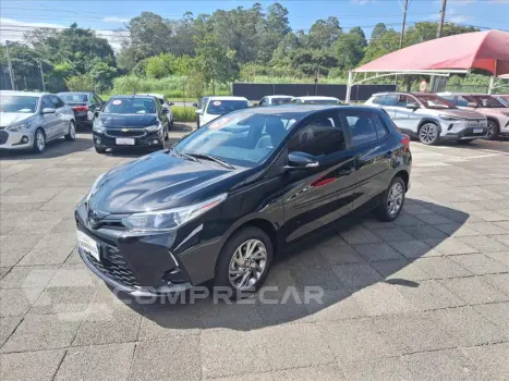 Toyota YARIS 1.5 16V FLEX XS MULTIDRIVE 4 portas