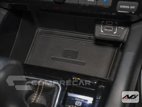 COMMANDER 1.3 T270 Turbo Limited