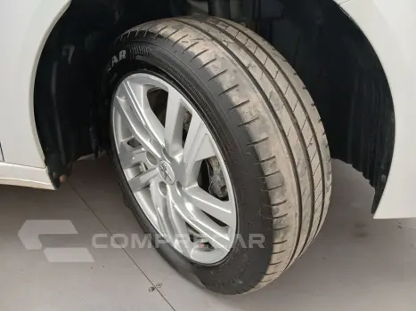 208 1.6 16V FLEX ACTIVE AT6