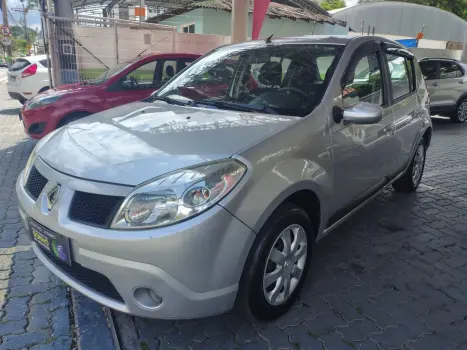 Renault RENAULT SANDERO 1.6 PRIVILEGE 16V 4 portas
