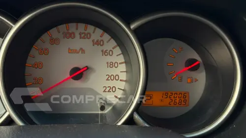 LIVINA GRAND SL 1.8 16V Flex Fuel Aut.