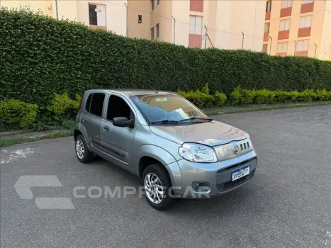 Fiat UNO 1.0 EVO Vivace 8V 4 portas