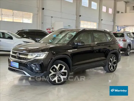 Volkswagen TAOS 1.4 250 TSI TOTAL FLEX HIGHLINE AUTOMÁTICO 4 portas
