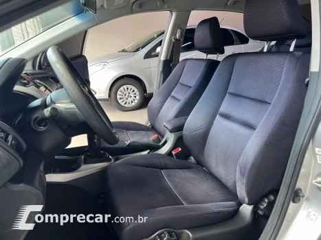 CITY 1.5 LX Sedan 16V