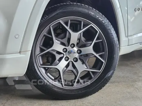 COMMANDER 1.3 T270 TURBO FLEX OVERLAND AT6