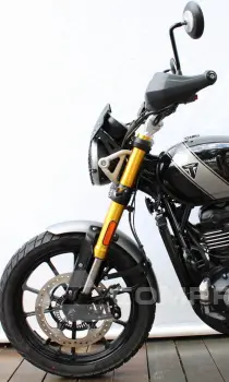 TRIUMPH SCRAMBLER 400 X