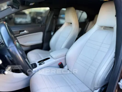 GLA 200 Advance 1.6/1.6 TB 16V Flex Aut.