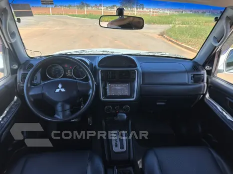 PAJERO TR4 2.0 4X4 16V 140CV FLEX 4P AUTOMÁTICO