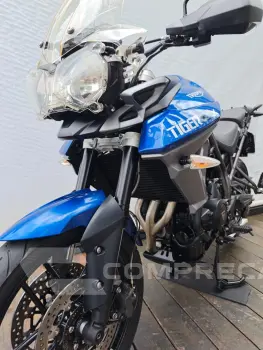 TRIUMPH TIGER 800 XRX