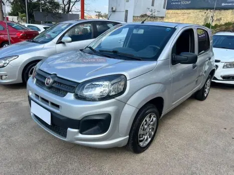 Fiat UNO ATTRACTIVE 1.0 4 portas