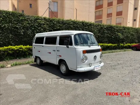 KOMBI 1.6 MI STD Lotação 8V
