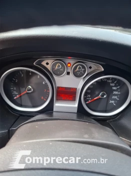 Focus Sedan
