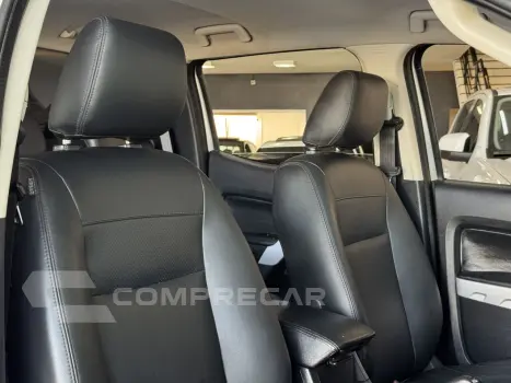 Ranger 2.2 16V XLS DIESEL 4X4 CABINE DUPLA AUTOMÁTICO