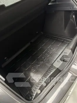 SANDERO 2.0 16V RS Racing Spirit