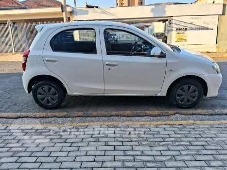 Etios Hatch 1.3 16V 4P FLEX X